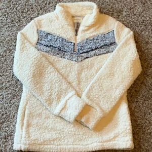 Fleece pullover never worn